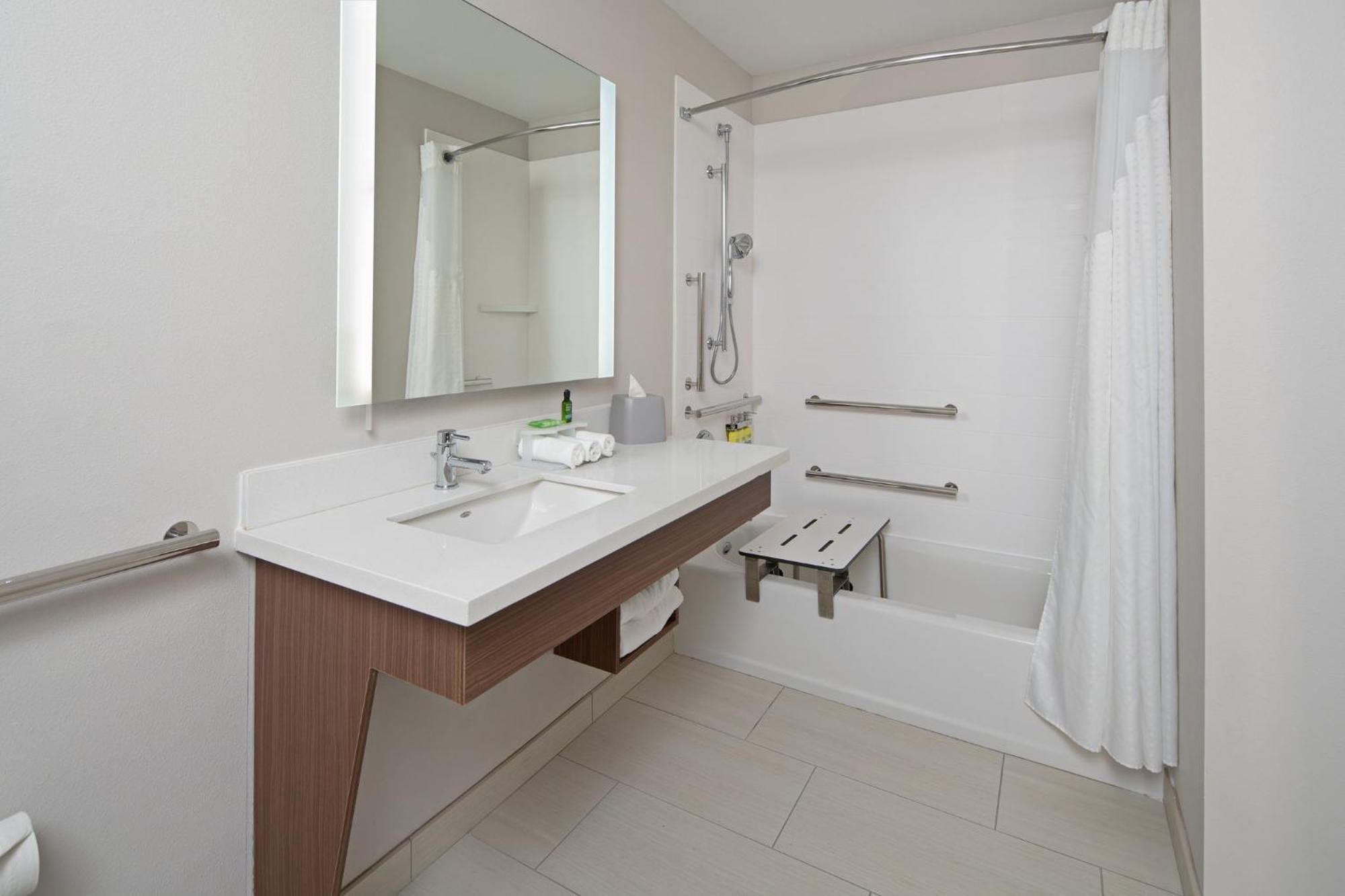 Holiday Inn Express Seattle - Sea-Tac Airport By Ihg Ситак Экстерьер фото