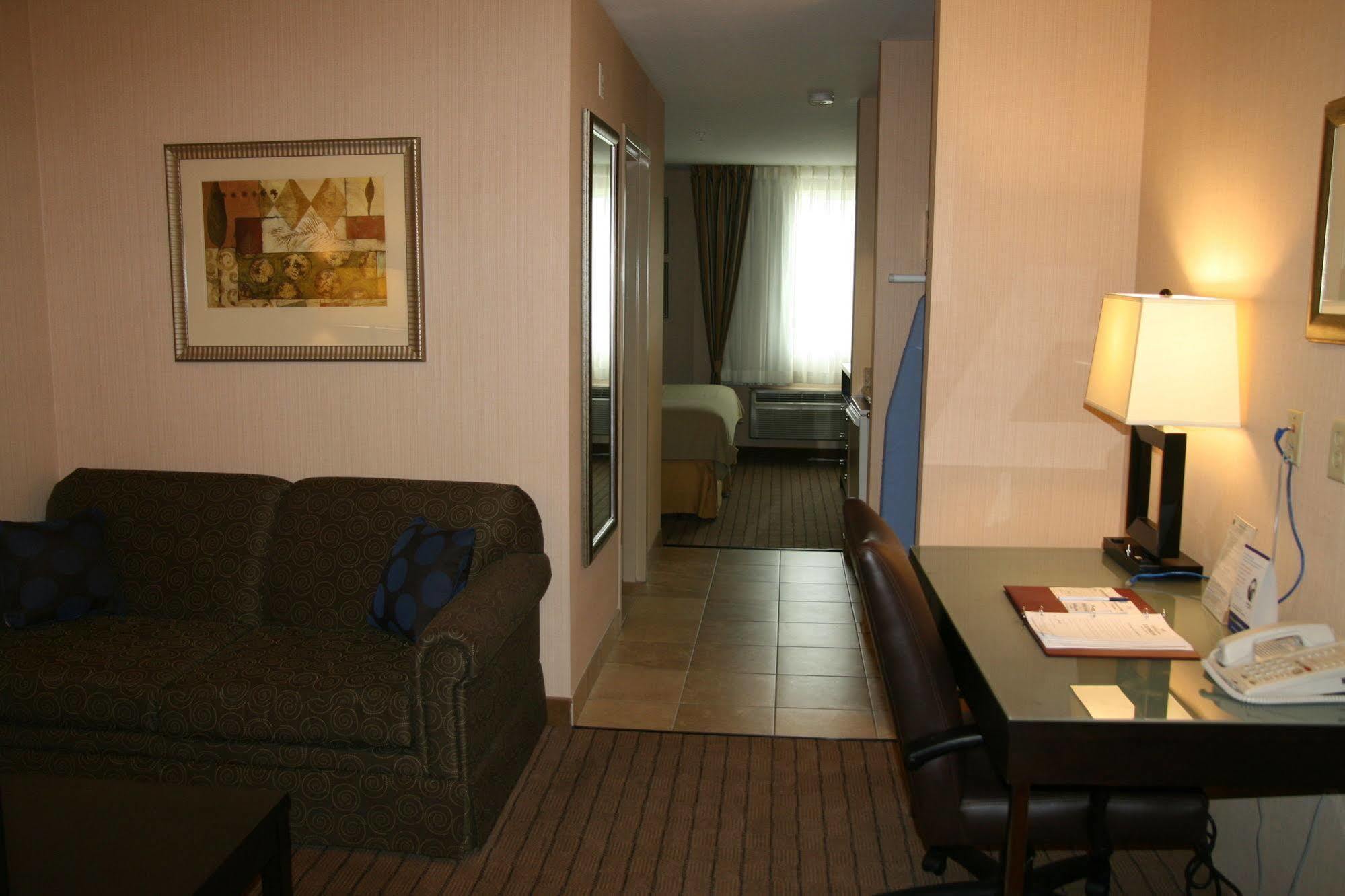 Holiday Inn Express Seattle - Sea-Tac Airport By Ihg Ситак Номер фото