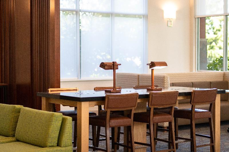 Holiday Inn Express Seattle - Sea-Tac Airport By Ihg Ситак Экстерьер фото